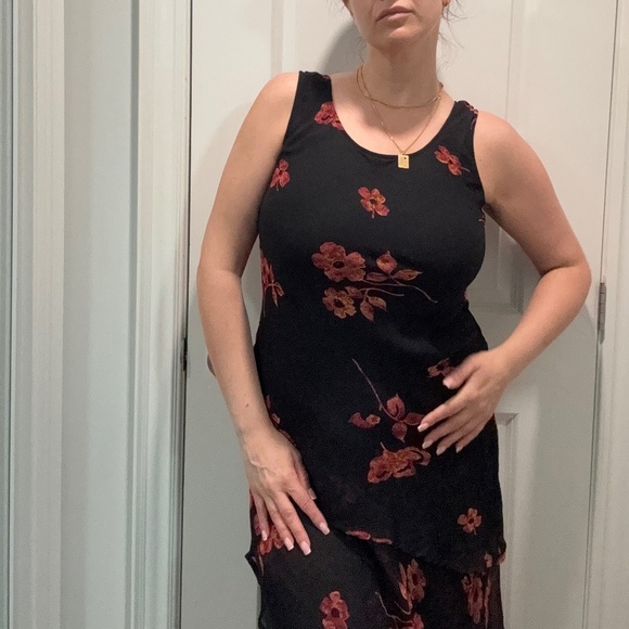 Dresses & Skirts - Vintage Floral Tiered Dress